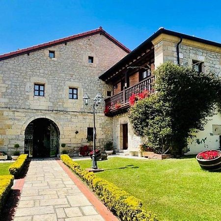 Posada La Victoria Miengo Bagian luar foto